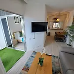 Ocean View Penthouse Lägenhet *